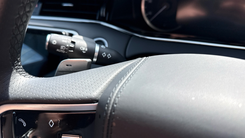 Land Rover Range Rover Evoque 1.5 P300e R-Dynamic HSE 5dr Auto Hatchback